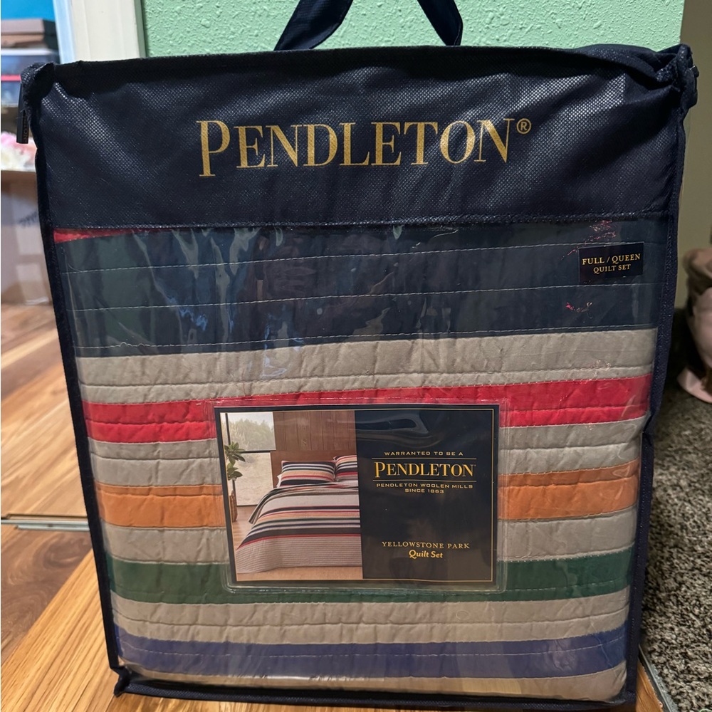 Pendleton Yellowstone Park Quilt Set- QUEEN/FULL